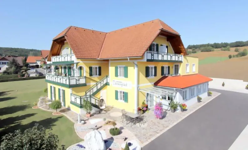 Hotel Garni Thermengluck