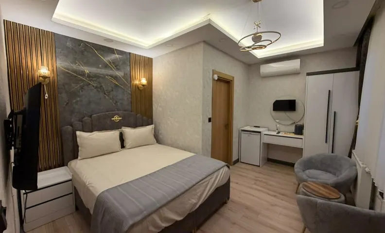 SUR TERAS OTEL