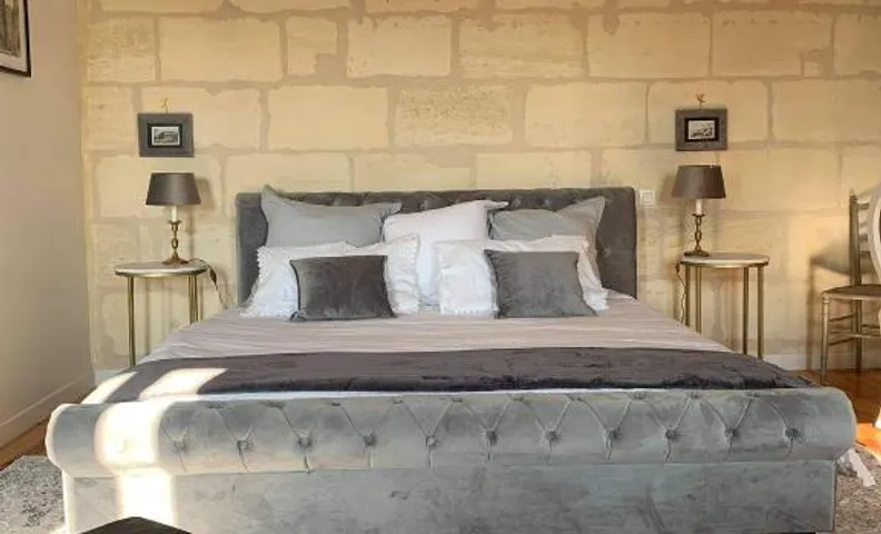 Chambre Bordeaux, piscine et spa