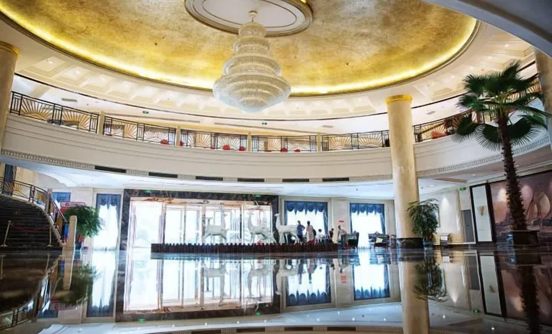 Puhua Hotel