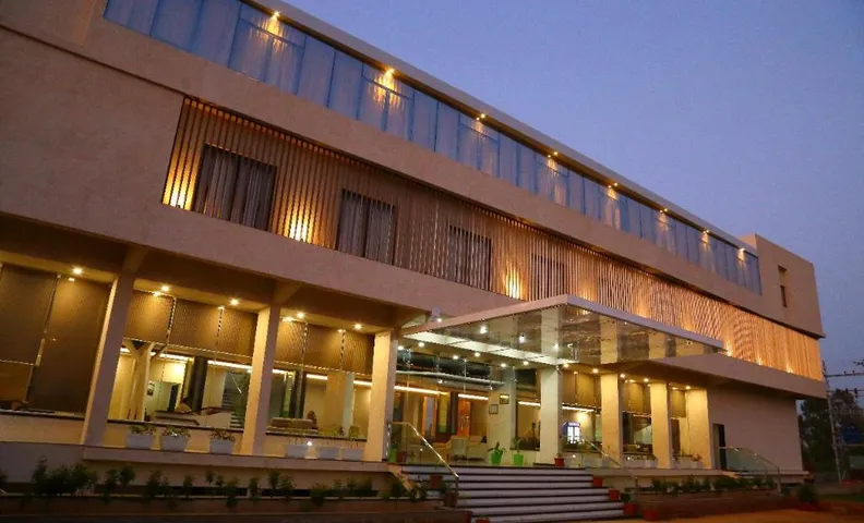Hotel Triveni Admapur