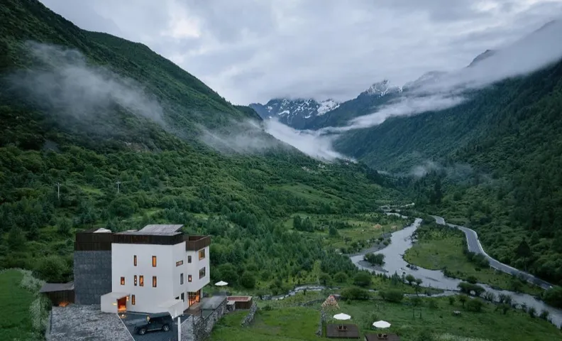 DAINN·Mt Siguniang