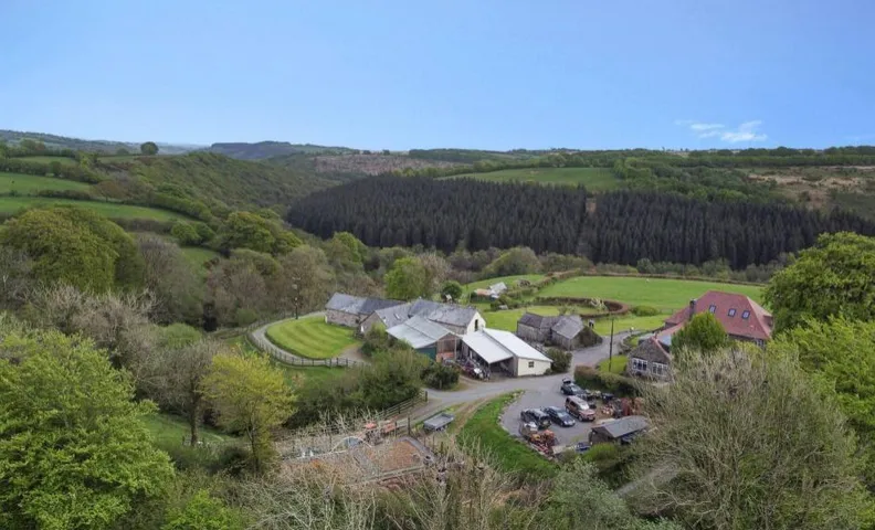 West Hollowcombe Farm Cottages - Full Site Booking