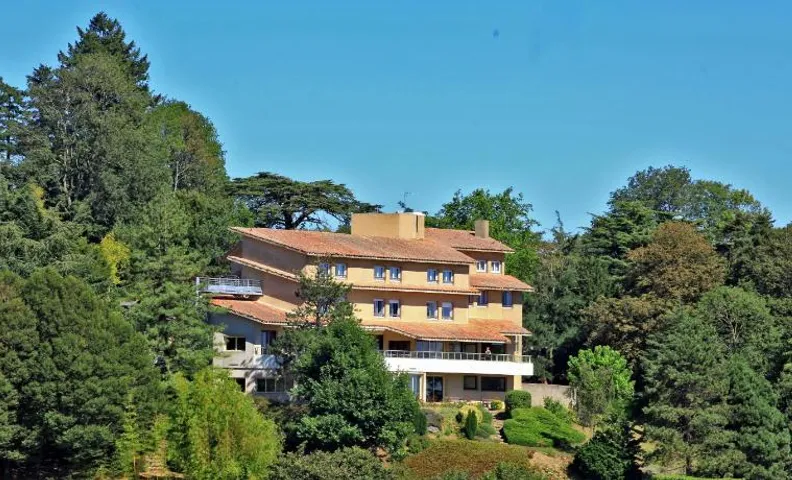Logis Hotel La Bruyere