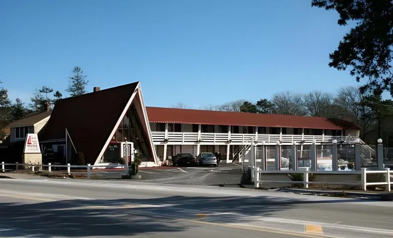 Cape Shore Inn