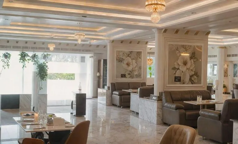 HOTEL JS PALACE