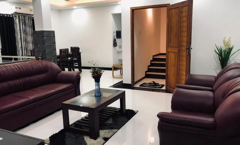 Garuda Suites
