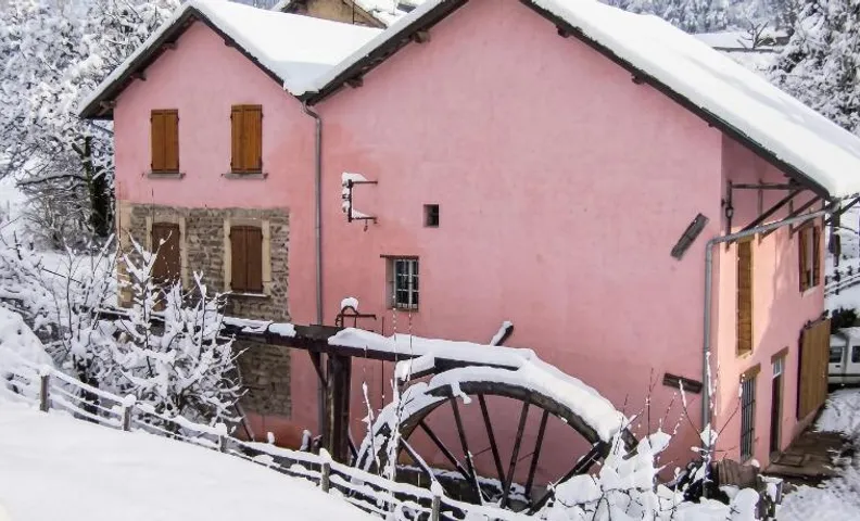 Maison charmante a Chirens avec jardin cloture