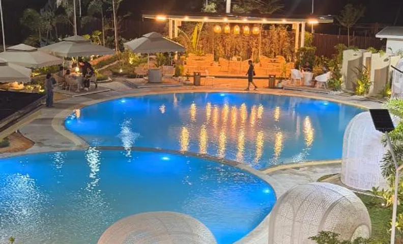 Farmfield Hotel