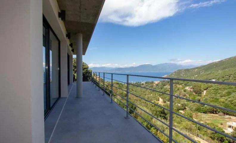 Villa luxe vue mer panoramique 3 suites 6 personnes Campomoro plage