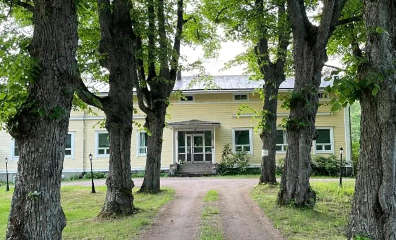 Lindallén Guest House