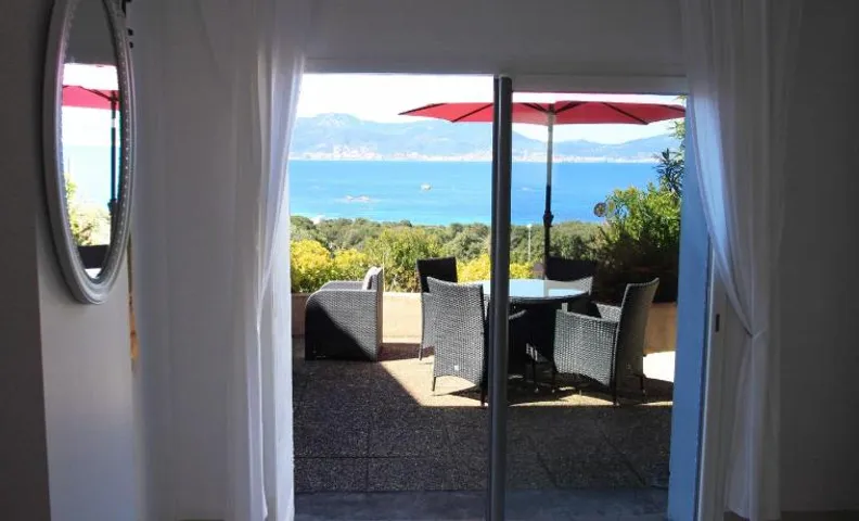 Villa Ghiatone