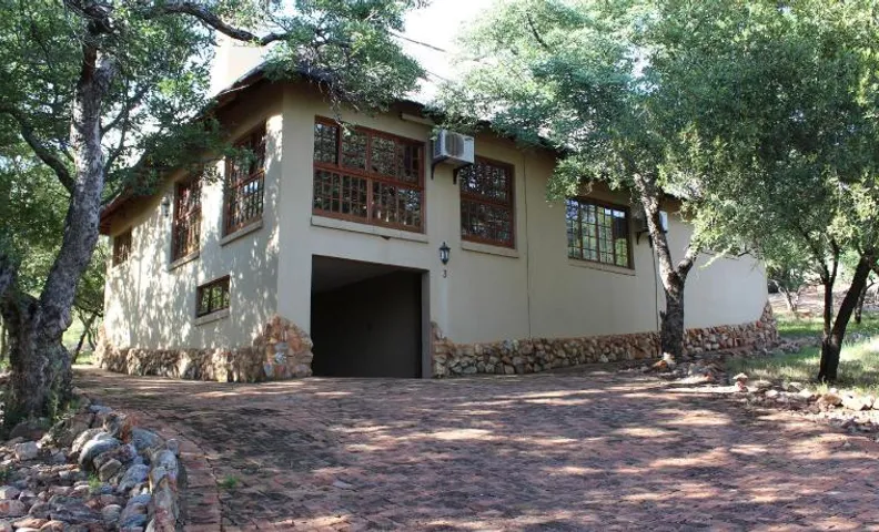 Thabaledi Game Lodge