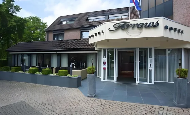 Hotel Arrows