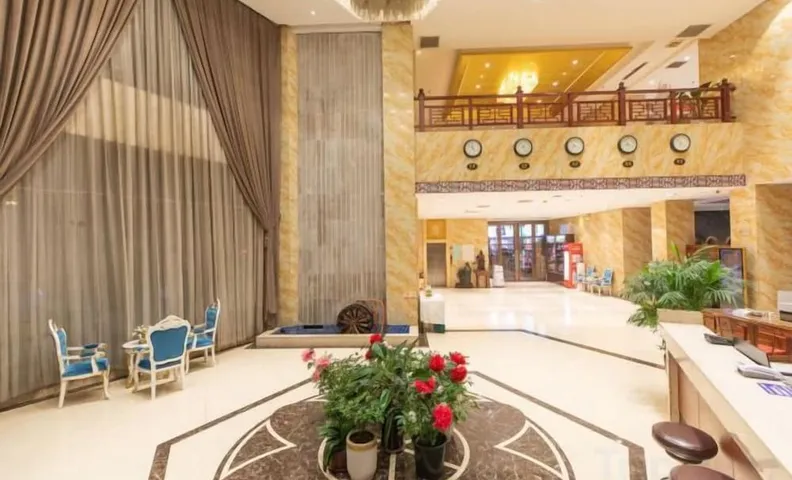 Dinis Hotel (Luoyang Kaiyuan)