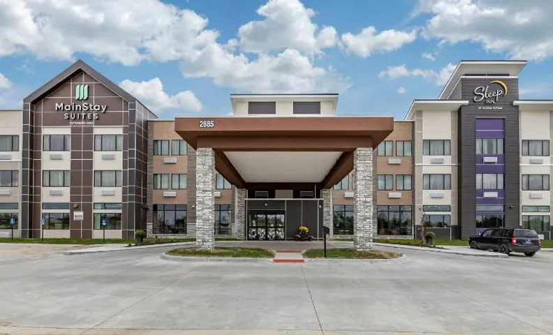 MainStay Suites Waukee-West Des Moines