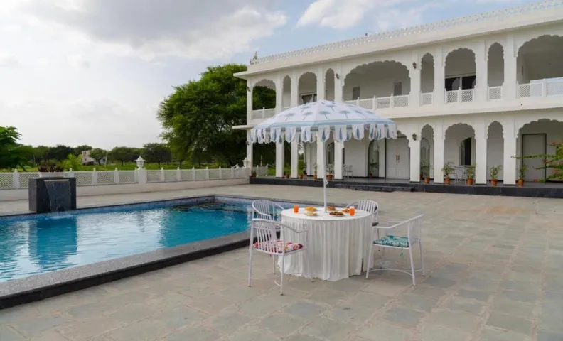 ELIVAAS Signature Vijaypura Bagh Luxury Retreat