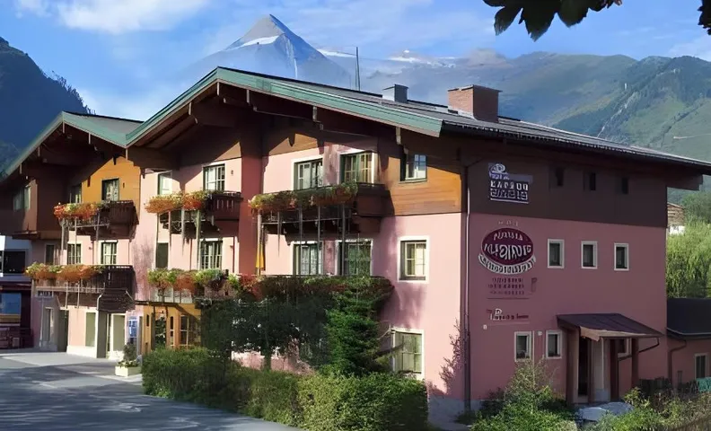 PEOPLE'S Hotel