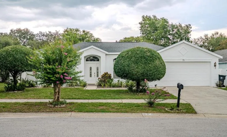 Cozy and Comfortable Home 3-Beds 2-Baths with Entertainment Room Sleeps 7
