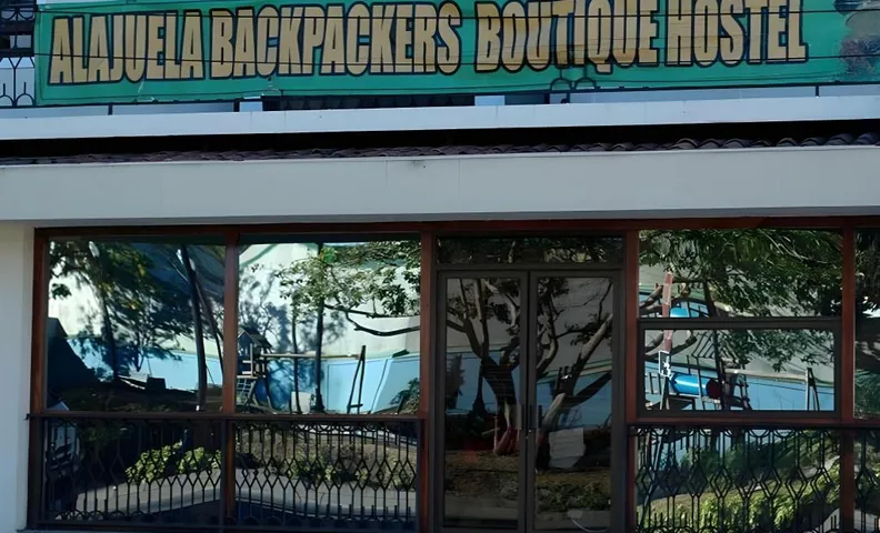 Alajuela Backpackers Airport Hostel