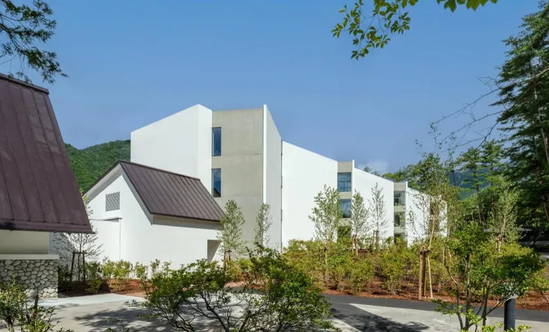 ANA 홀리데이 인 리조트 쿠로욘 바이 IHG
