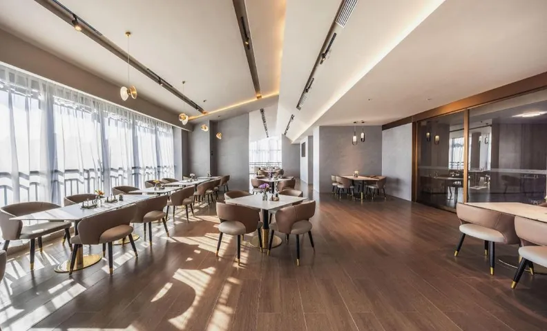 Atour Hotel Gaoyou Economic Development Zone Garment City