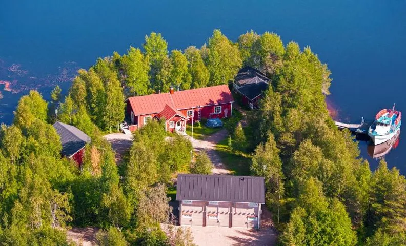 Santa's Little Village - Hotel Uitonniemi