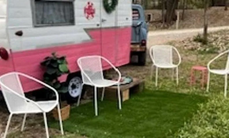 Charming Vintage Shasta Camper with Riverside Glamping Charm Near Pavilion Food Truck Scene in Mayhi