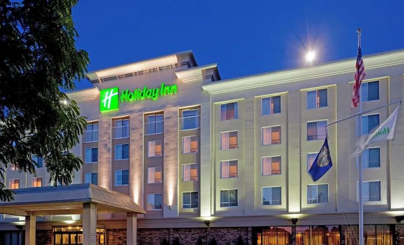 홀리데이 인 포츠머스, IHG