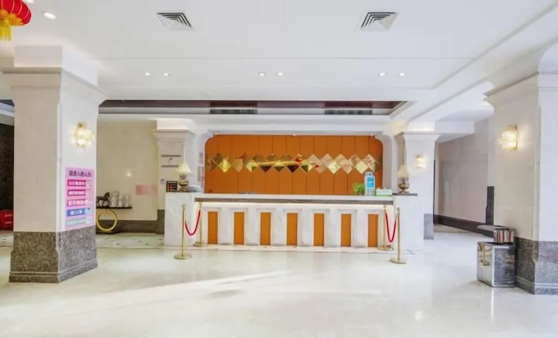 Shishi Laiya Fortune Hotel (Quanzhou South Railway Station)