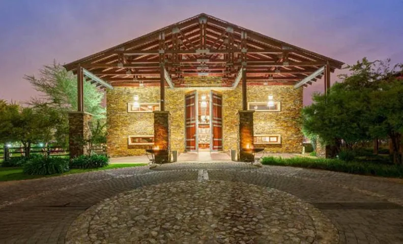 Riboville Boutique Hotel And Restaurant
