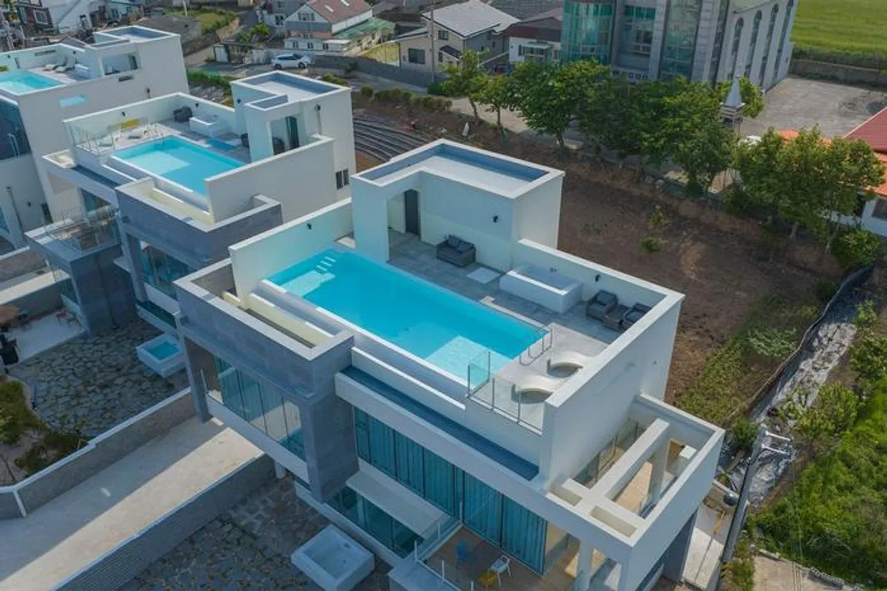 원모어데이풀빌라 사진