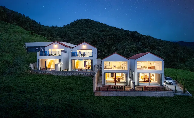남해지몽 드로잉 풀빌라
