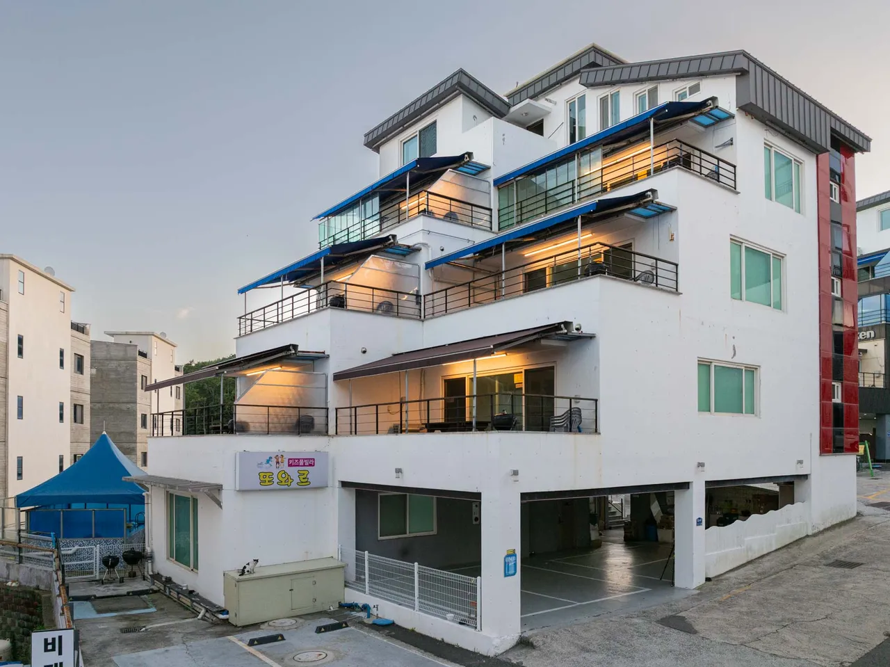 또와르 키즈 풀빌라 사진