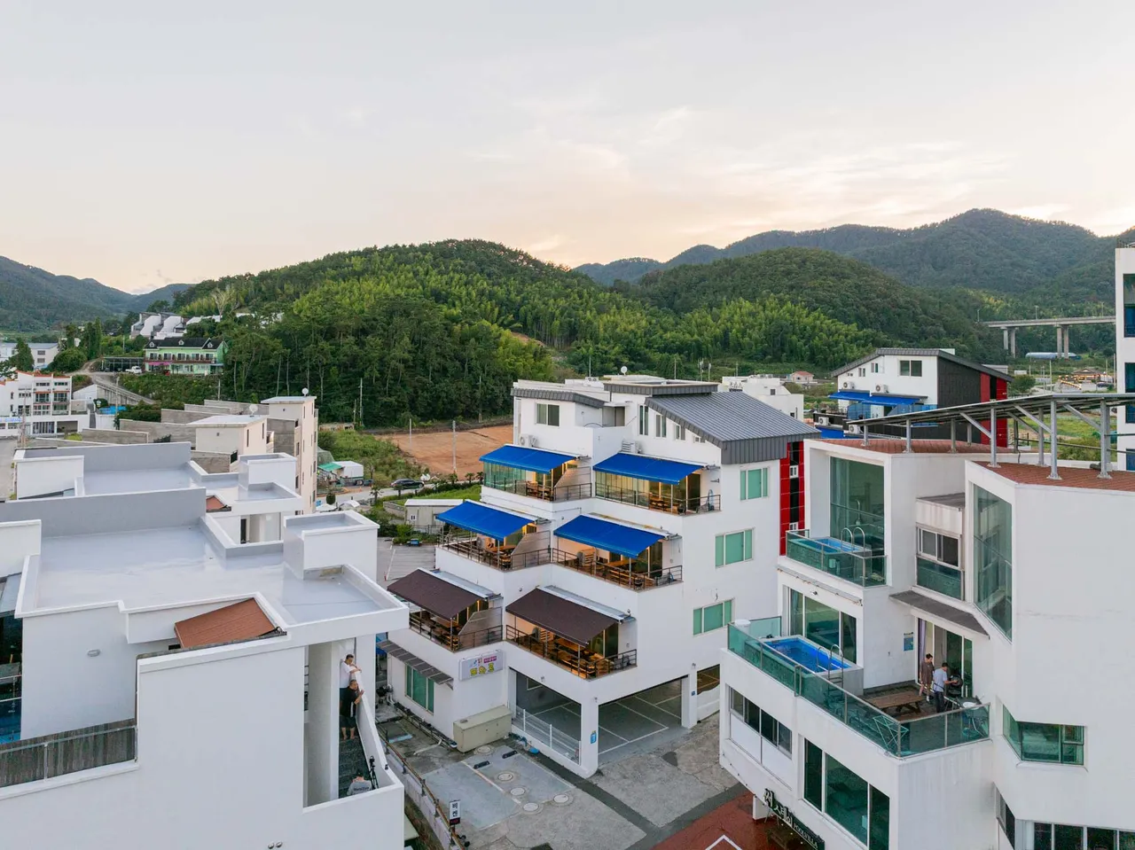 또와르 키즈 풀빌라 사진