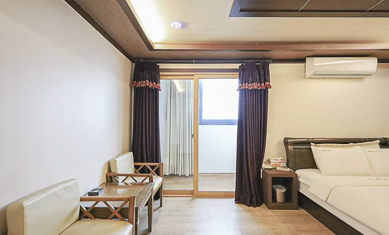 예산 로데오 모텔
