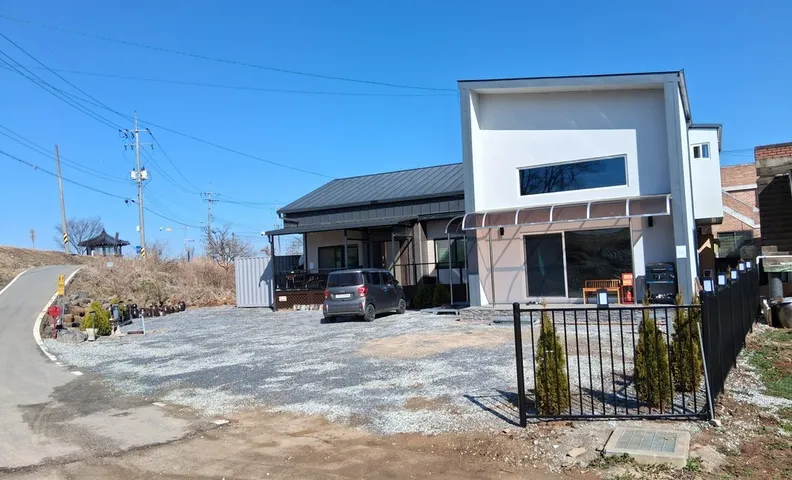 부여 억새정원 펜션