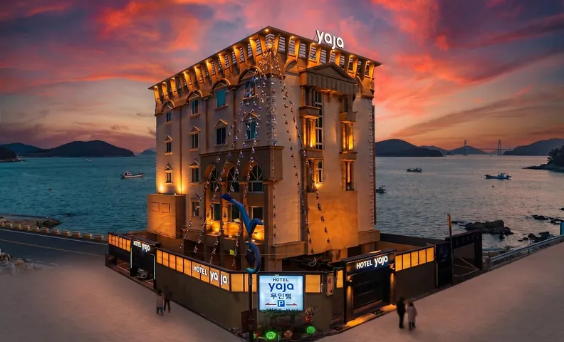 사천 HOTEL YAJA-삼천포항점