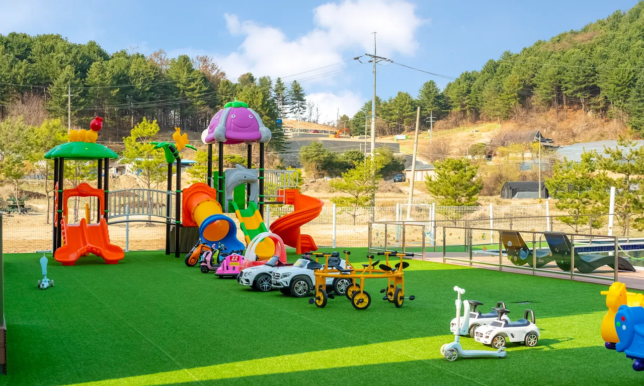 퍼니키즈풀빌라 사진