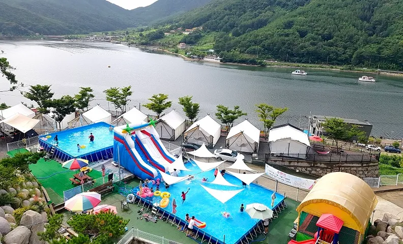 고성 산들바다 글램핑카라반 펜션